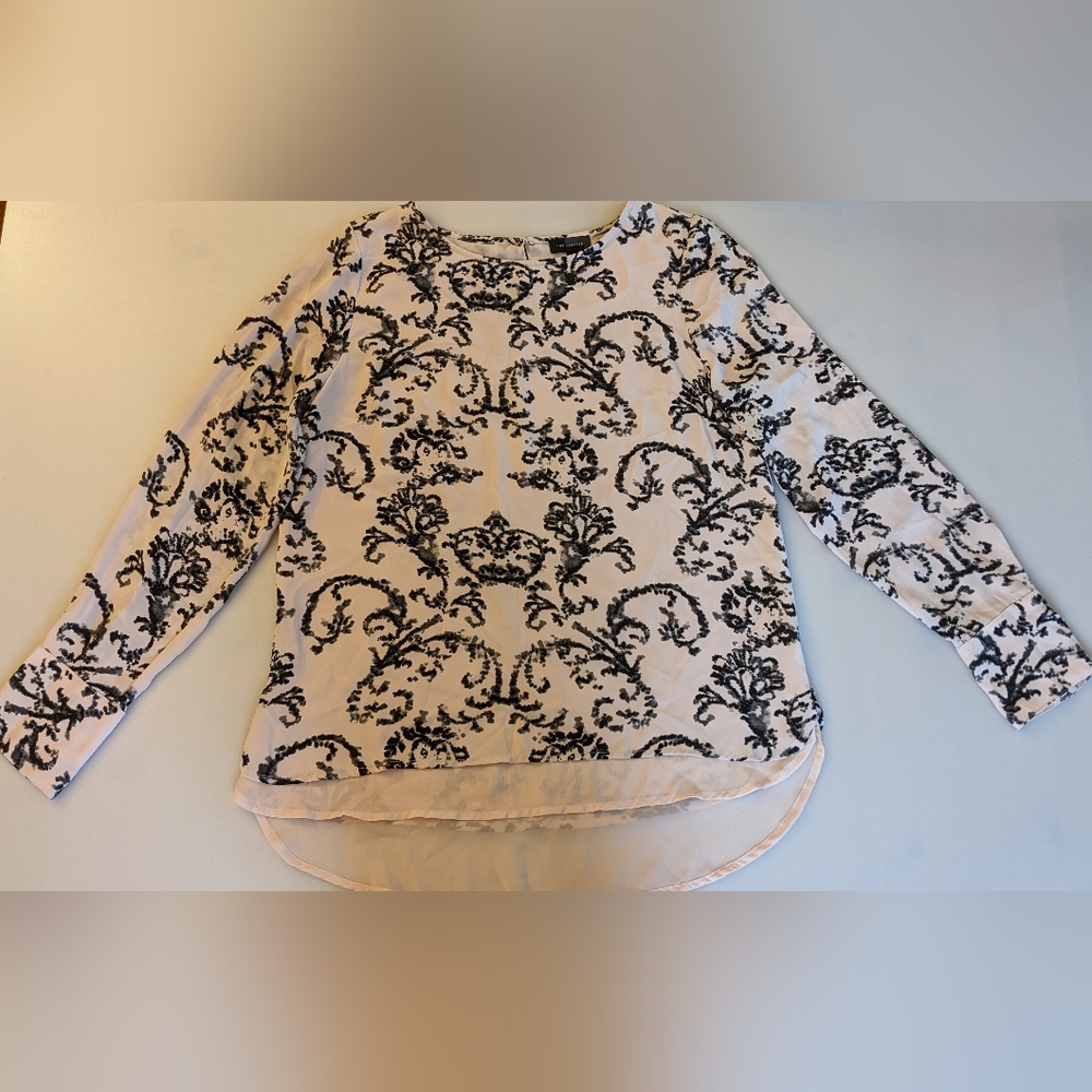 The Limited Scoop Neck Blouse With Sheer Underlay, Buttoned Long Sleeves. Size M